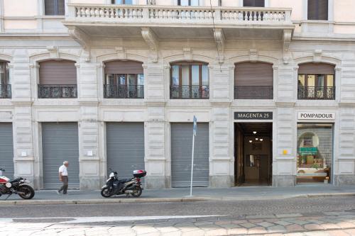 GuestHost - Top Accommodations in the Heart of Milano!