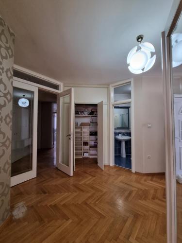 Telepska Kraljica – Photos 3