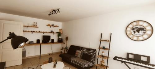 Fotografia z galérie ubytovania Appartement cœur de ville parking gratuit WIFI v destinácii Angers