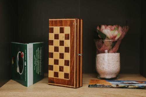 Perpustakaan di apartmen