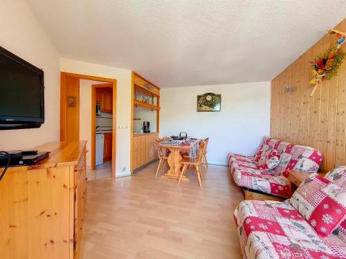 Appartement confortable au pied des pistes avec balcon - FR-1-344-785