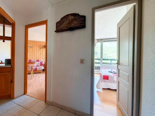 Appartement confortable au pied des pistes avec balcon - FR-1-344-785