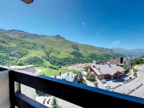 Appartement confortable au pied des pistes avec balcon - FR-1-344-785