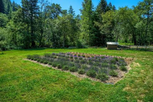 Gallery image of Angels Rest B&B Lavender Farm in Skamania