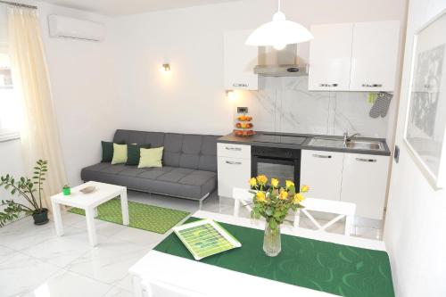 Kuchyň nebo kuchyňský kout v ubytování ONDINA apartments