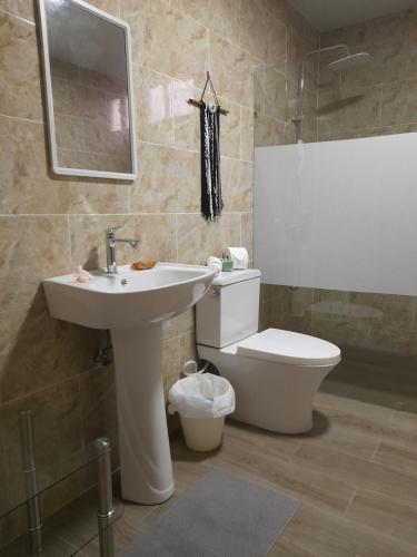 Koupelna v ubytování LK Apartamentos Amueblados