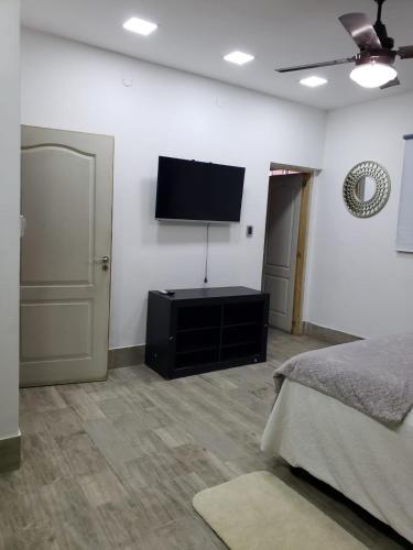 TV a/nebo společenská místnost v ubytování Finca Campitelli