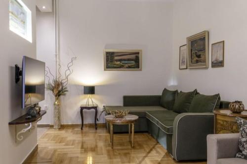 Photo de la galerie de l'établissement G102 κεντρικό πολυτελές διαμέρισμα, à Vólos
