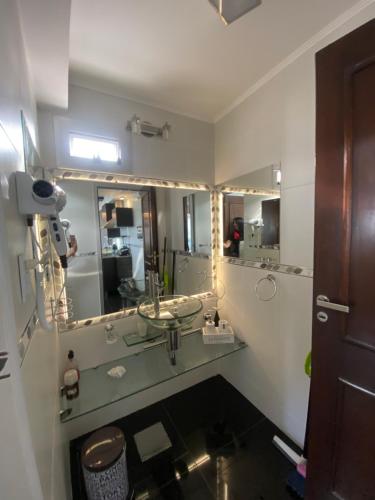 Ванная комната в Departamento Penthouse en Salta Capital