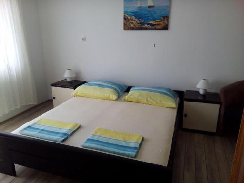Apartments with parking space Banjol, Rab - 15463