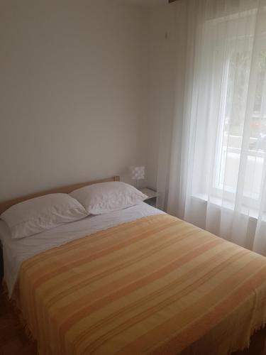 Apartments with a parking space Zadar - 15501