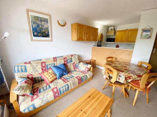 Appartement Morillon 1100, 2 pièces, 6 personnes - FR-1-412-72