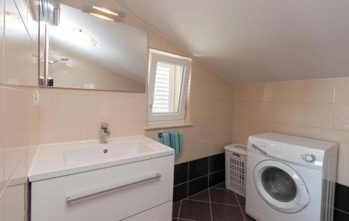 Luxury villa with a swimming pool Supetarska Draga - Gonar, Rab - 15575