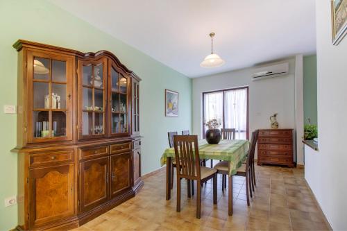 Apartments by the sea Mali Losinj (Losinj) - 15576
