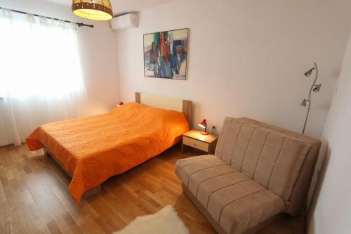 Apartments with parking space Podstrana, Split - 15591