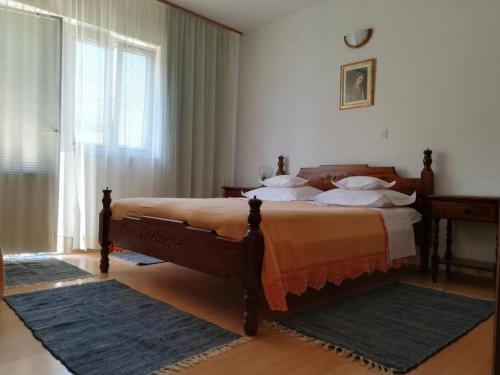 Apartments by the sea Baska Voda, Makarska - 15632