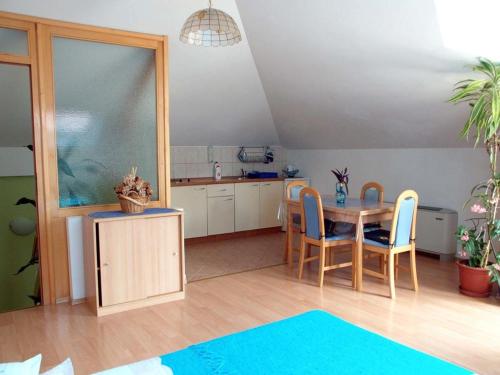 Apartments by the sea Baska Voda, Makarska - 15632