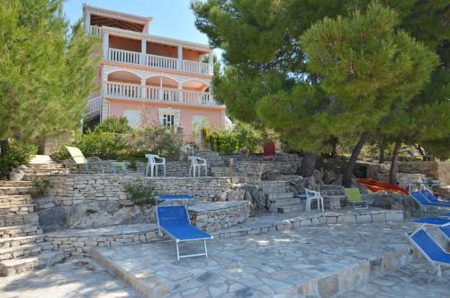 Fotografie z fotogalerie ubytování Apartments by the sea Karbuni, Korcula - 15699 v destinaci Prizba