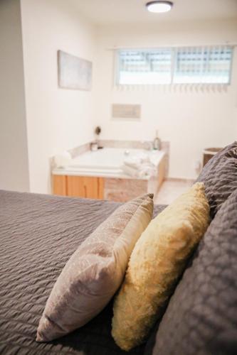 Moonlight Cottage - Your Romantic & Scenic Escape photo 18