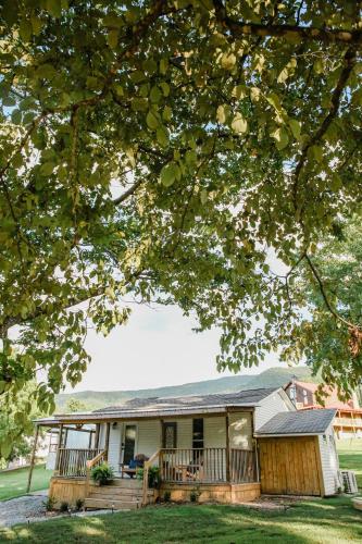 Moonlight Cottage - Your Romantic & Scenic Escape photo 27