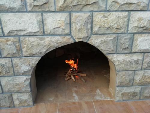Gambar di galeri bagi Apartments with parking space Luka, Peljesac - 16229 di Ston