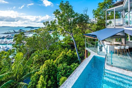 Πισίνα στο ή κοντά στο Habitat on Hamilton Island by HIHA