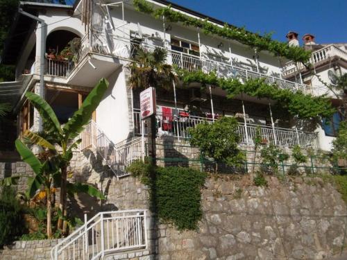 Apartments with parking space Moscenicka Draga, Opatija - 16123