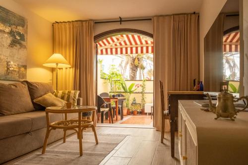 Melo's Place - Cozy apartment with a sunny terrace.