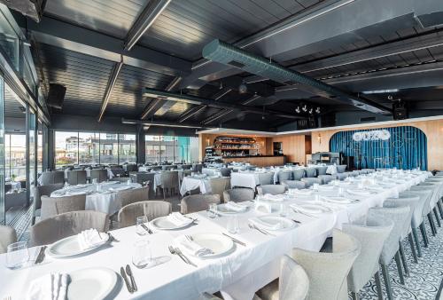 Ristorante o altro punto ristoro di Wyndham Grand Istanbul Kalamış Marina Hotel