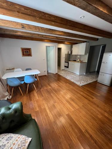 Seaside Zitta apartment