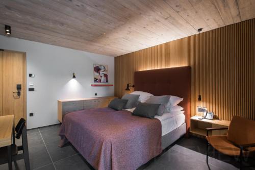 Postel nebo postele na pokoji v ubytování Hotel Laguna Deluxe - Terme Krka