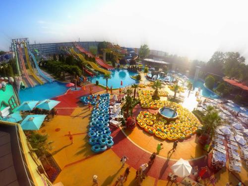 Een luchtfoto van Aqua Nevis Hotel & Aqua Park - All Inclusive