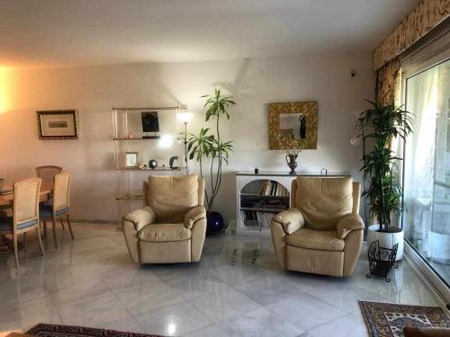 APT DON GONZALO l