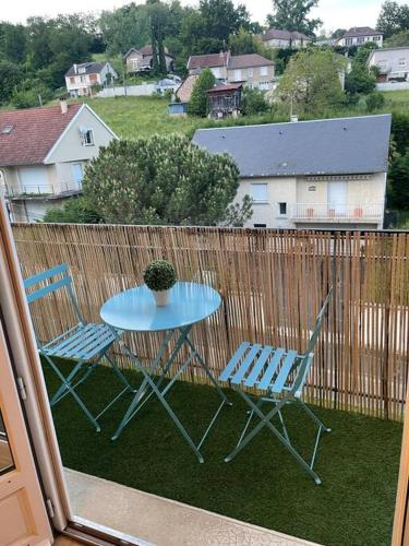 Balkón alebo terasa v ubytovaní Appartement complet centre ville