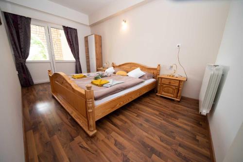 Posteľ alebo postele v izbe v ubytovaní Apartman Mjeda