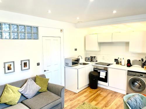 Køkken eller tekøkken på EMMANUEL HOUSE - Beautiful 1-Bedroom Apt In Central Cambridge - Historical Building