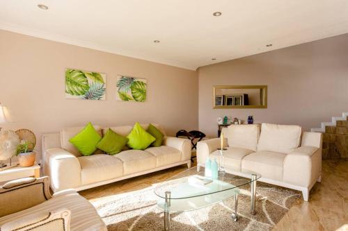 Aqua Terra Boutique Guesthouse - Simon's Town, Cape Townにあるシーティングエリア