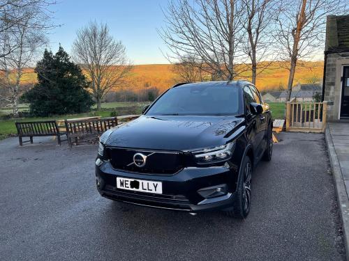 a black car parked in a parking lot at Wellington Inn in Harrogate