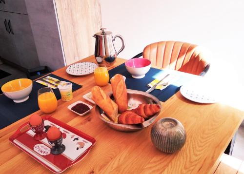 Možnosti snídaně pro hosty v ubytování Le Penty de Nalzu