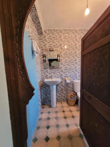 Cuisine ou kitchenette dans l'établissement Riad Heermans