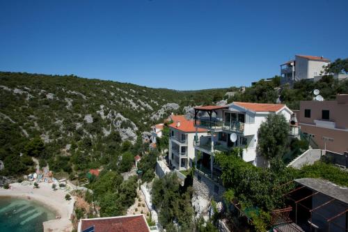 Apartments by the sea Cove Ljubljeva, Trogir - 17122