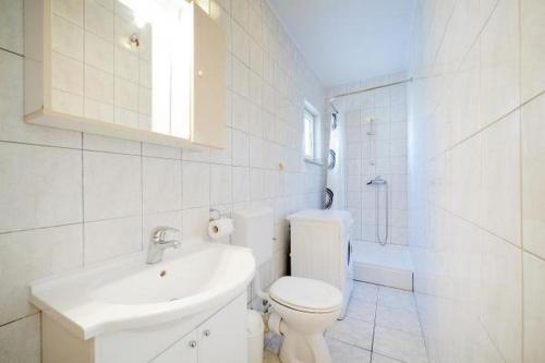 Apartments with parking space Vodice - 17325