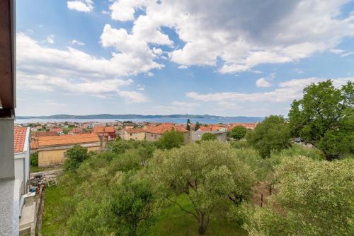 Apartments with parking space Bibinje - Zadar - 17554