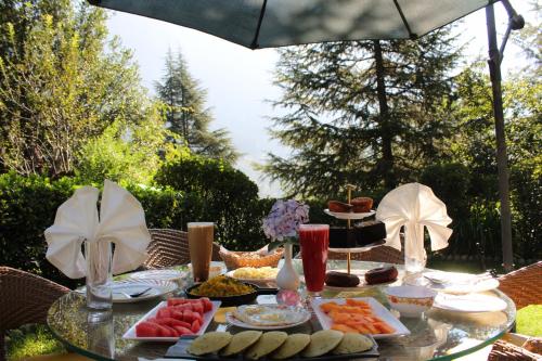 Jídlo v bed and breakfast nebo okolí