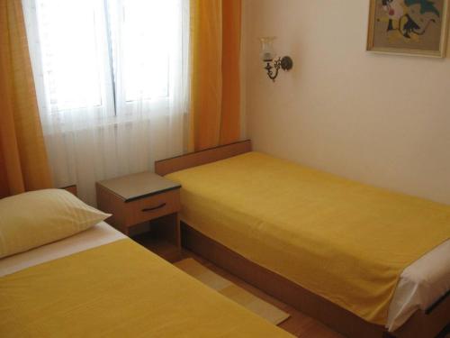 Apartments by the sea Slatine, Ciovo - 17456