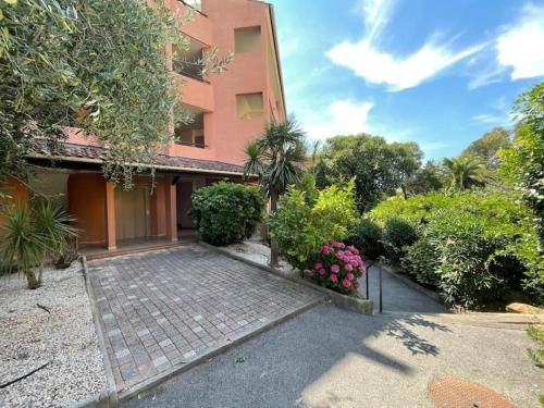 Appartement "La Détente" St Raphaël, au calme, vue piscine, climatisé