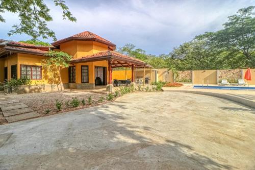 Casa Amarilla – Photos 2