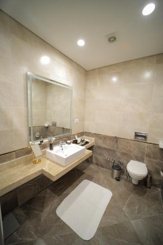 Koupelna v ubytování Silotel - Boutique Hotel , Sadat City