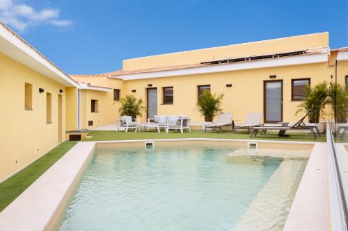 Wonderful vacation home Suites and pool