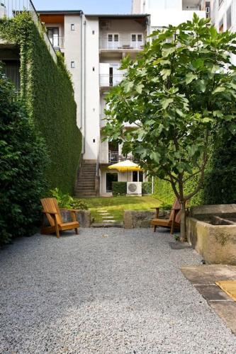 Boutique Rentals- Hidden Garden Porto's downtown